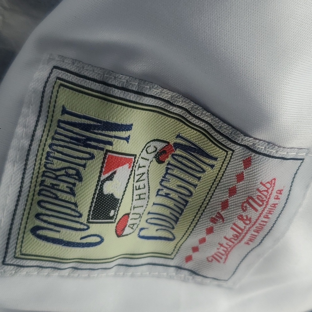 New Mitchell & Ness LA Dodgers Jackie Robinson Jersey Multiple Sizes White - Picture 3 of 4